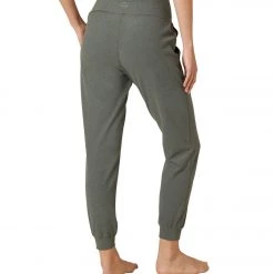 Beyond Yoga Spacedye Midi Joggers Pewter Heather 11 Beyond Yoga Spacedye Midi Joggers Pewter Heather