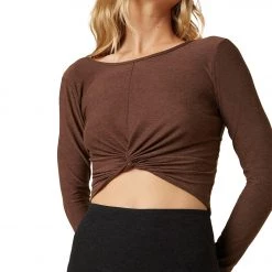 Beyond Yoga Featherweight Twist Of Fate Pullover Mahogany Brown Heather CLOTHING