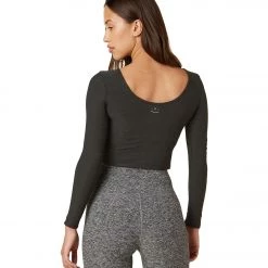 Beyond Yoga Featherweight Twist Of Fate Pullover Darkest Night 11 Beyond Yoga Featherweight Twist Of Fate Pullover Darkest Night