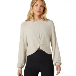 Beyond Yoga Twist It Fate Cropped Pullover Oatmeal CLOTHING