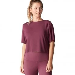 Tavi Crop Tee Garnet CLOTHING