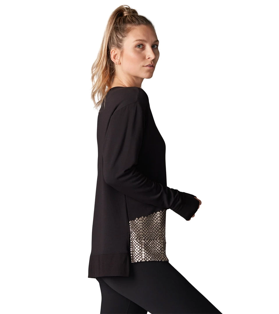 Tavi Cozy Sweatshirt Ebony Gold Snake 4 Tavi Cozy Sweatshirt Ebony Gold Snake