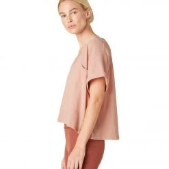 CLOTHING Beyond Yoga Deep V Pocket Tee Light Almond Butter Heather