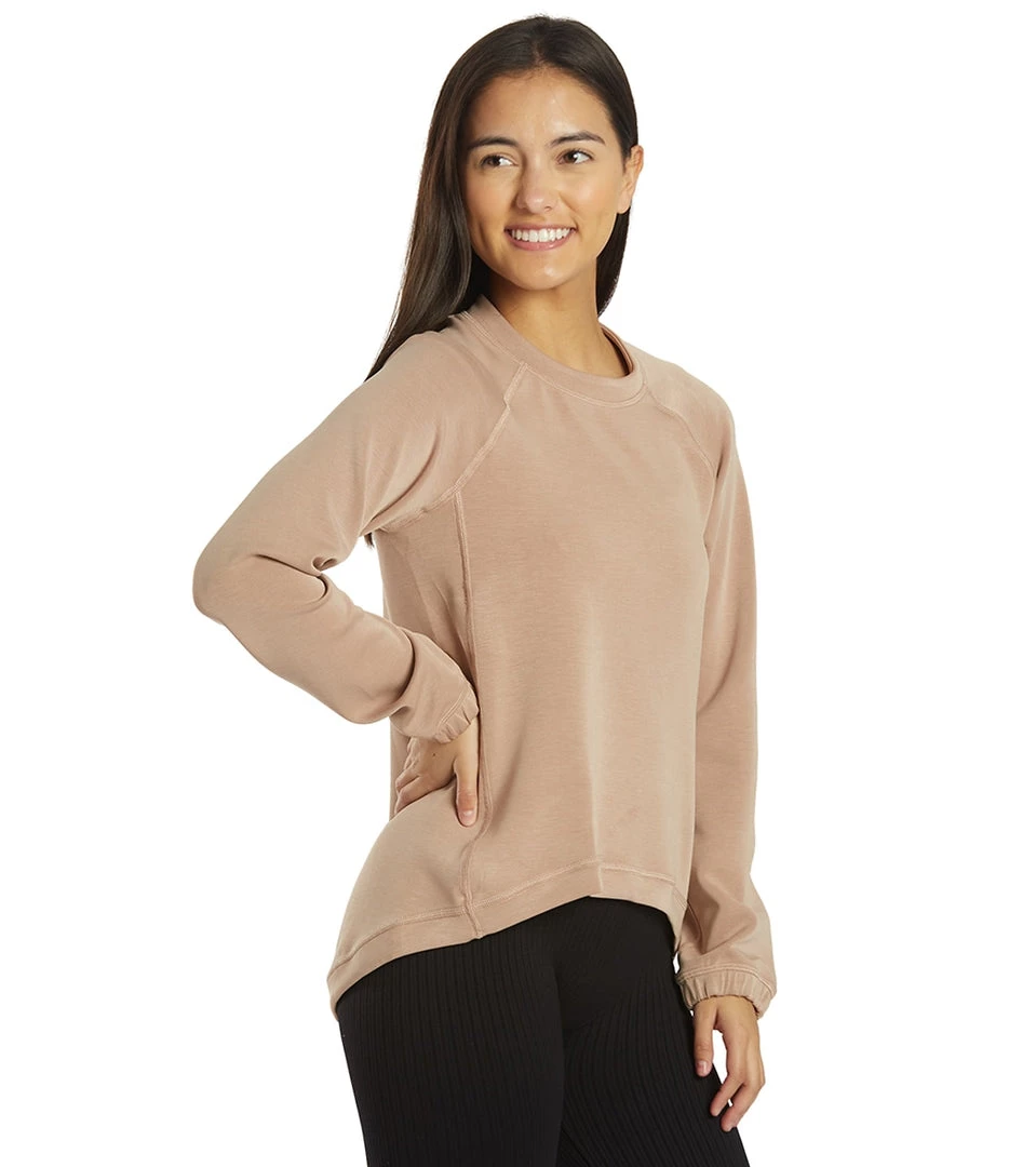 NUX Sleek Sweat Pullover Dune NEW ARRIVALS 4 NUX Sleek Sweat Pullover Dune NEW ARRIVALS