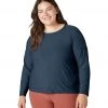 Beyond Yoga Plus Featherweight Morning Light Cropped Pullover Nocturnal Navy 2 Beyond Yoga Plus Featherweight Morning Light Cropped Pullover Nocturnal Navy