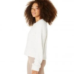 CLOTHING Beyond Yoga All The Feels Cropped Raglan Pullover Winter White 11 CLOTHING Beyond Yoga All The Feels Cropped Raglan Pullover Winter White