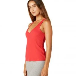 Beyond Yoga Take The Plunge V-Neck Tank Redflower
