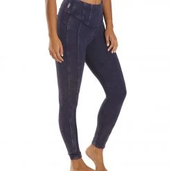 CLOTHING Free People Hybrid Yoga Leggings Deepest Navy 11 CLOTHING Free People Hybrid Yoga Leggings Deepest Navy