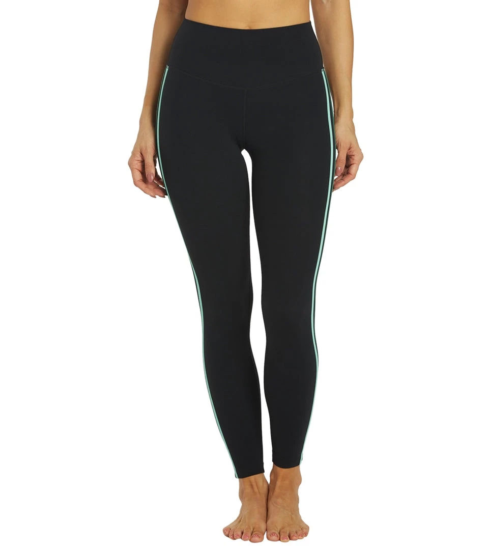 Splits 59 Ella Airweight 7/8 Legging Black/Jade 3 Splits 59 Ella Airweight 7/8 Legging Black/Jade