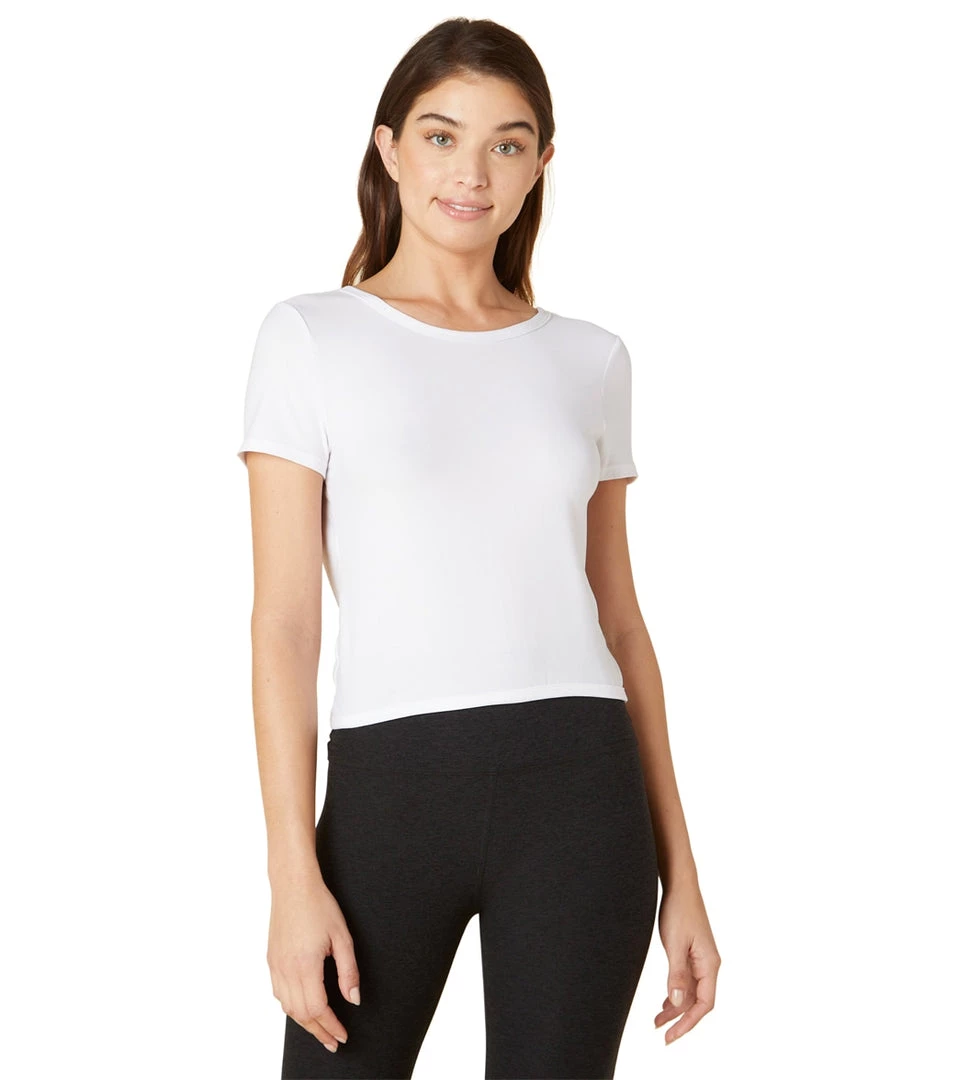 NEW ARRIVALS Beyond Yoga Featherweight Twist Out Tee Cloud White 9 NEW ARRIVALS Beyond Yoga Featherweight Twist Out Tee Cloud White