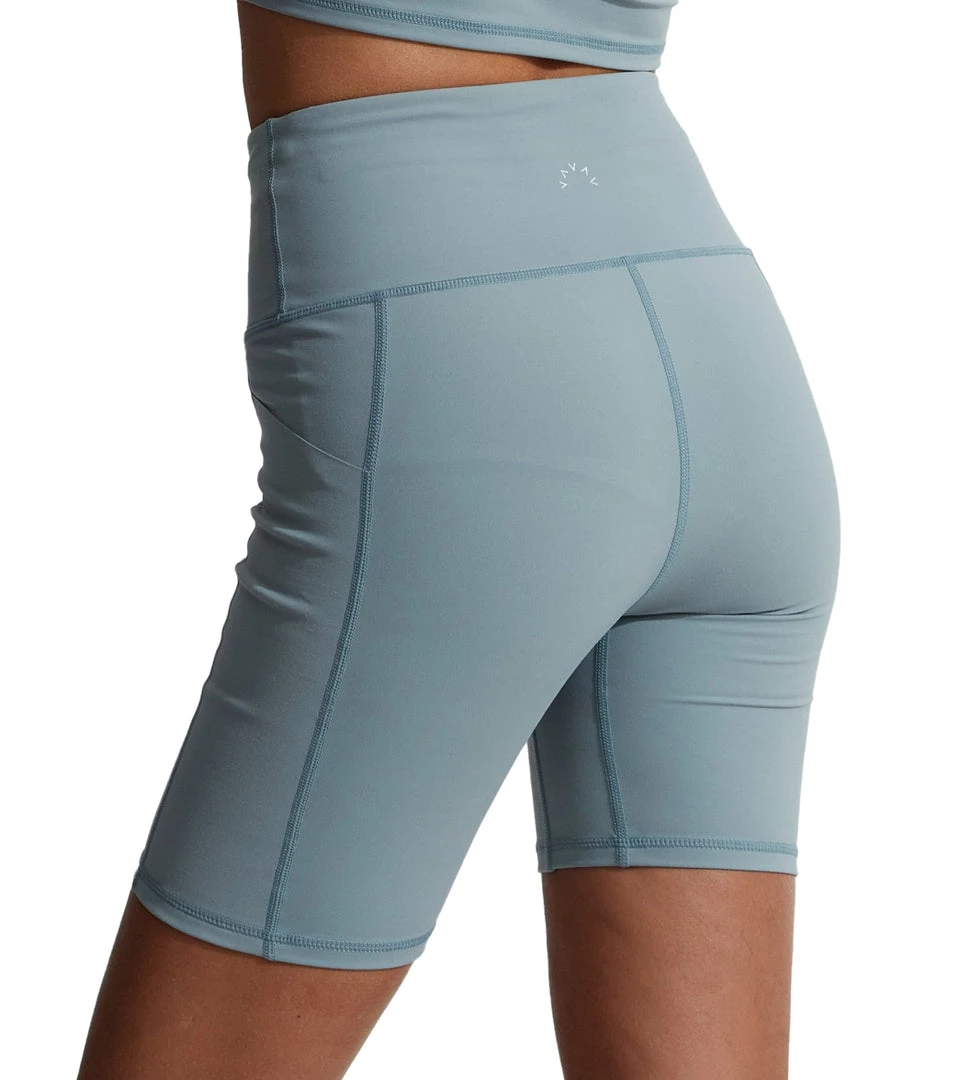 NEW ARRIVALS Varley Let's Go Pocket Short 7" Lead 5 NEW ARRIVALS Varley Let's Go Pocket Short 7" Lead