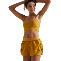 NEW ARRIVALS Varley Leo Short Chai Tea