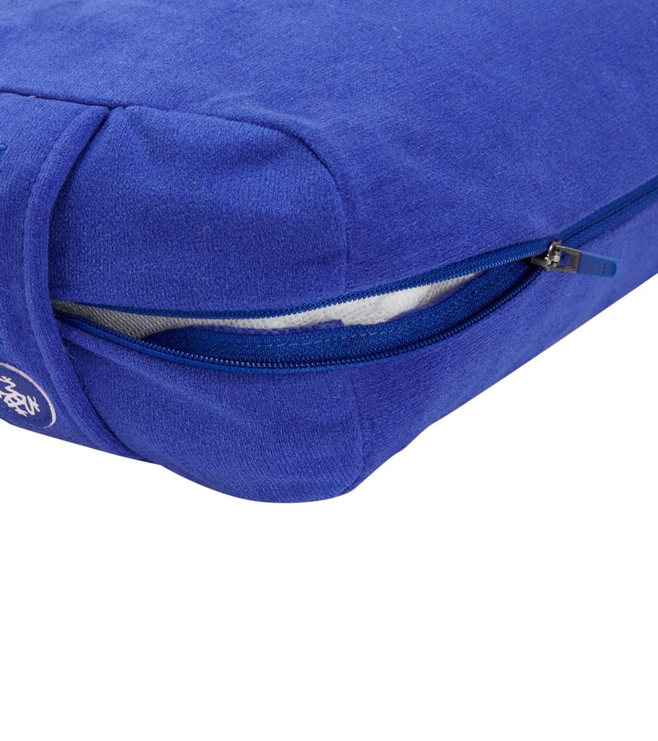 Manduka Enlight Lean Yoga Bolster Surf 5 Manduka Enlight Lean Yoga Bolster Surf