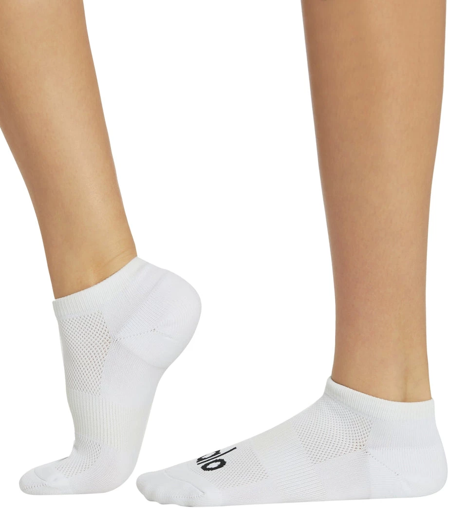 ACCESSORIES Alo Yoga Everyday Sock White/Black 6 ACCESSORIES Alo Yoga Everyday Sock White/Black