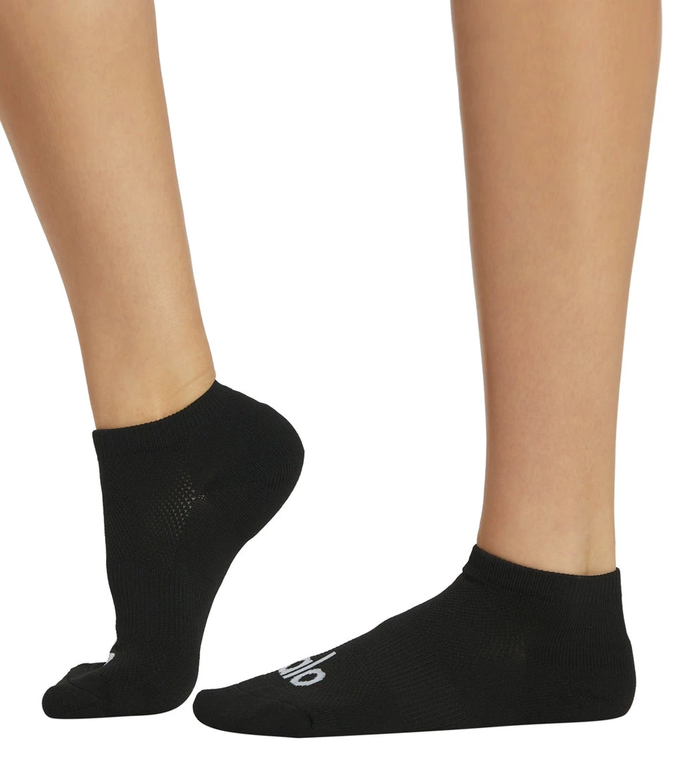 ACCESSORIES Alo Yoga Everyday Sock Black/White 6 ACCESSORIES Alo Yoga Everyday Sock Black/White