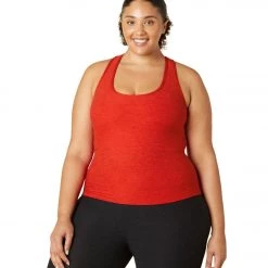 NEW ARRIVALS Beyond Yoga Plus Size Spacedye Step Up Racerback Tank Red Hot-Siren