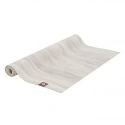 YOGA MATS & PROPS Manduka EKO SuperLite Travel Yoga Mat 71