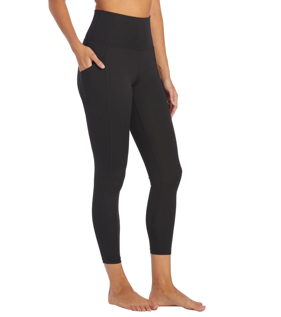 NEW ARRIVALS PrAna Becksa 7/8 Yoga Leggings Solid Black 4 NEW ARRIVALS PrAna Becksa 7/8 Yoga Leggings Solid Black